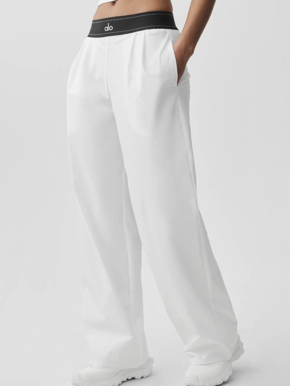 NWT ALO Yoga🦄Suit Up Trouser White Black Regular 30" Work Travel Pants - Picture 7 of 8